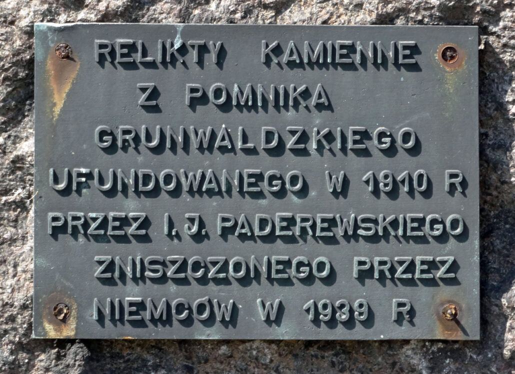 Plakieta umieszczona na pomniku w kwaterze ZBOWiD, fot. Zbigniew Kos