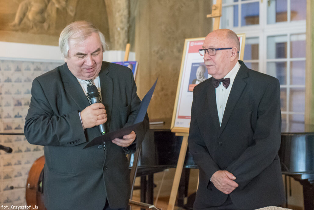 Nagrodę Aloszy Awdiejewowi wręczył Stanisław Dziedzic, fotografie: Krzysztof Lis