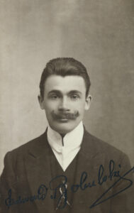 Edward Bobulski, pierwszy uczeń w pracowni introligatorskiej Roberta Jahody w latach 1887–1898, Kraków, pocz. XX w., wł. MK
