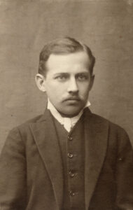 Józef Hrebik, uczeń w pracowni R. Jahody w latach 1899–1904, Kraków, pocz. XX w., fot. A. Walaszek, wł. MK